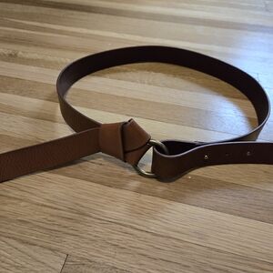 Banana Republic Bown Leather Belt